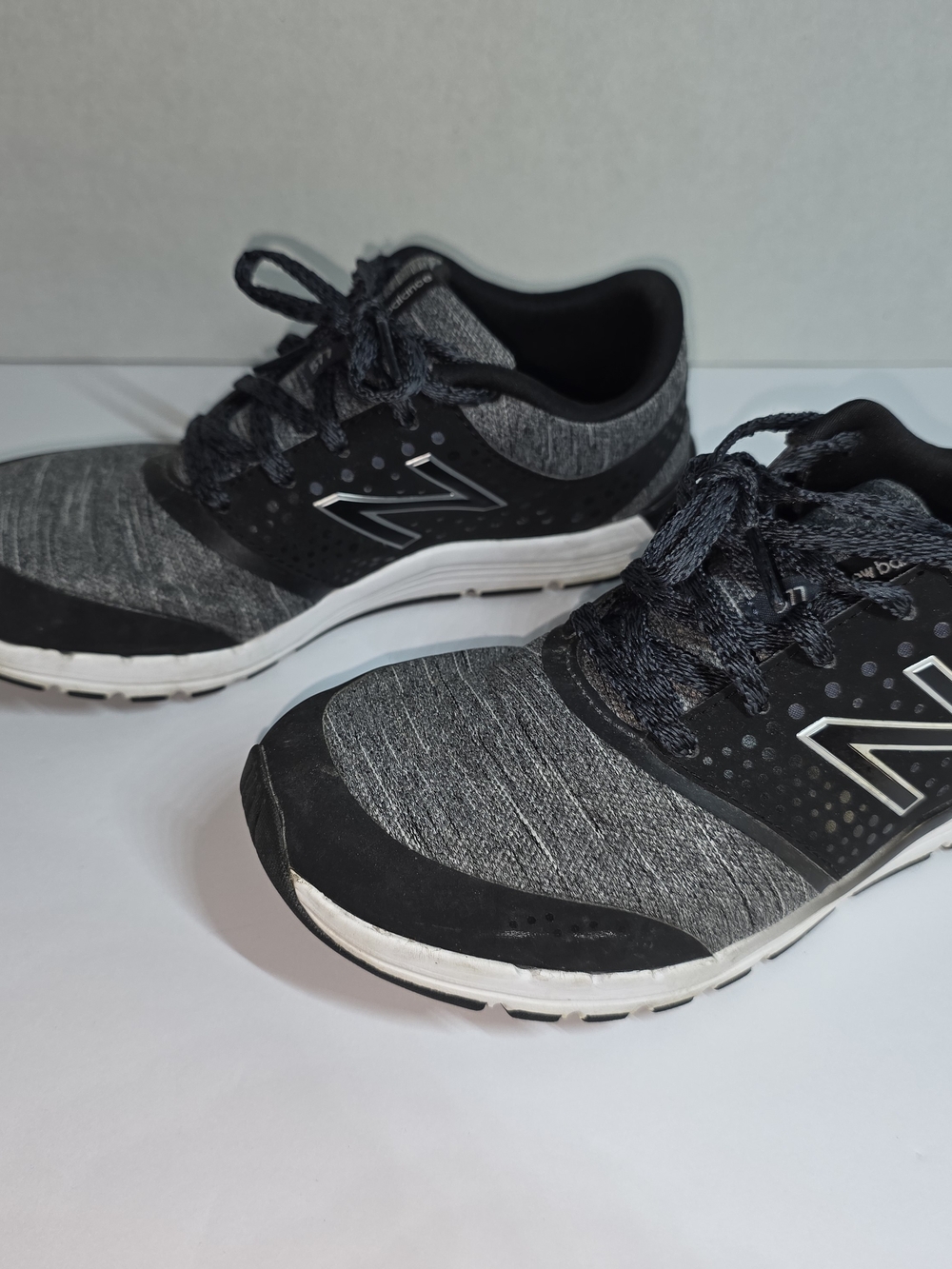 New Balance Womens Gray and Black Athletic Sneakers